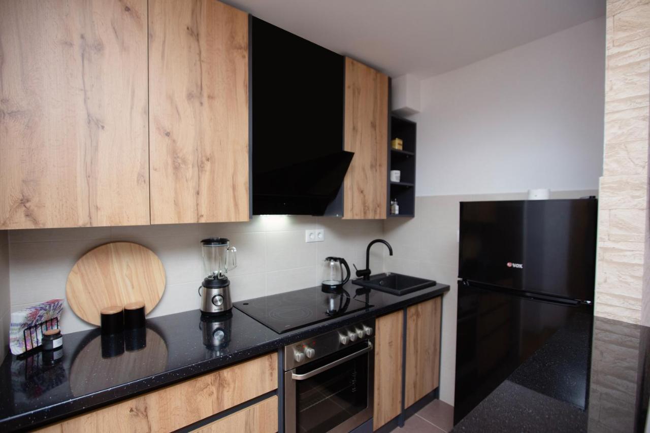 Apartment Cejf Mostar Exterior photo